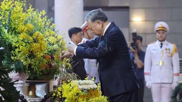 Cử hành trọng thể Lễ Quốc tang nguyên Chủ tịch nước Trần Đức Lương