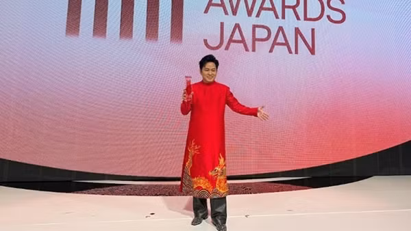 Tùng Dương giành "Giải thưởng Đặc biệt quốc tế" tại Music Awards Japan 2025
