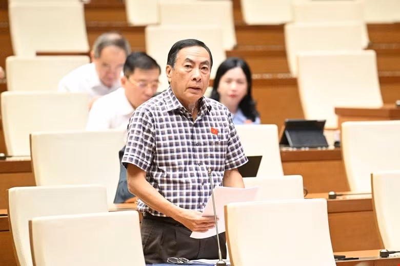 phạm văn hoà.jpg -0