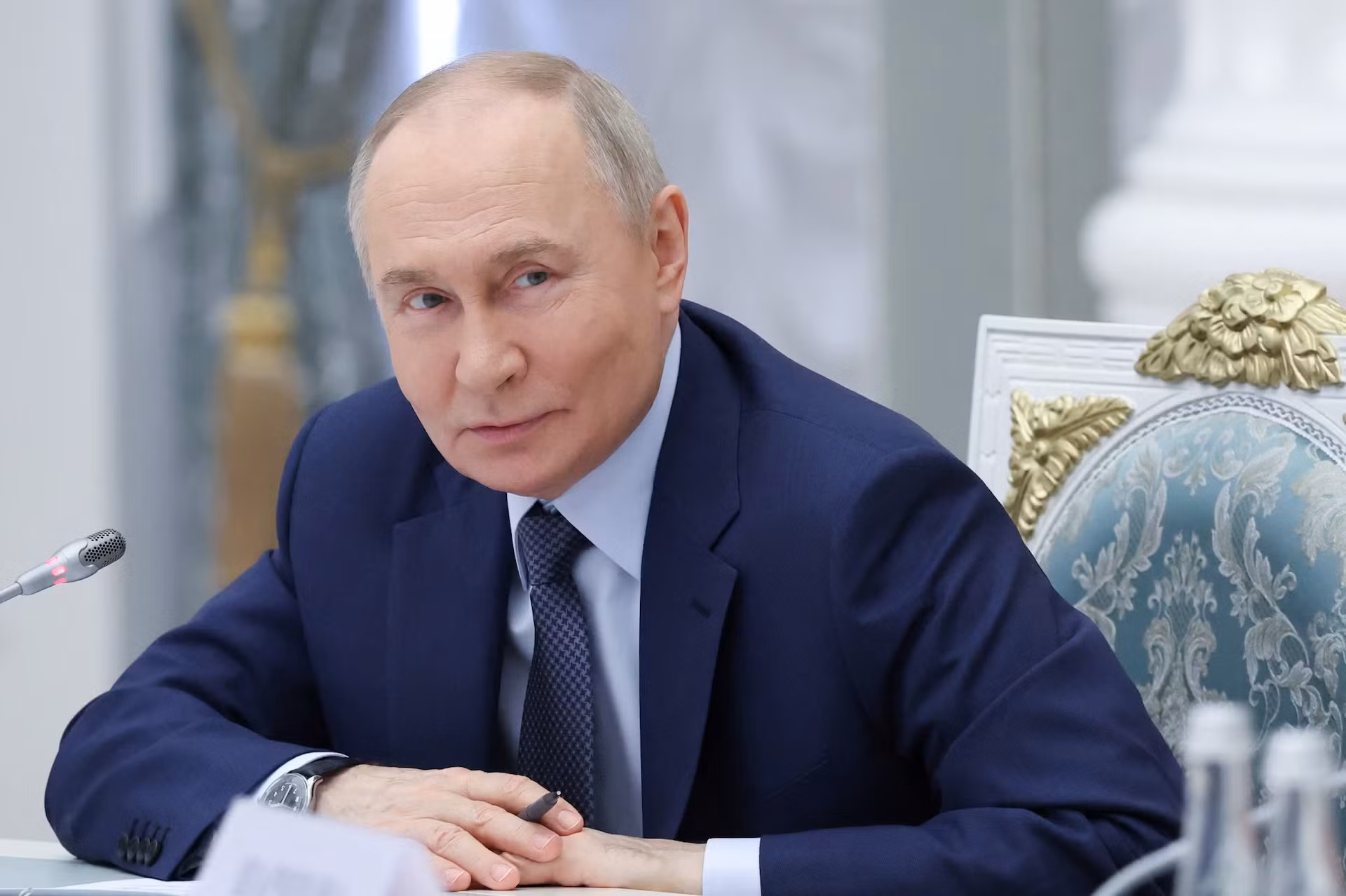 Tổng thống Trump cảnh báo ông Putin đang 