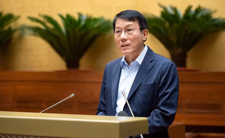 Đề xuất phạt tiền gấp đôi tội sản xuất, buôn bán hàng giả là thực phẩm, thuốc chữa bệnh -0