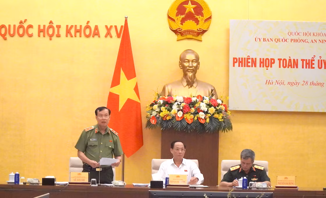 Ủy ban Quốc phòng, An ninh và Đối ngoại thẩm tra nội dung sửa đổi, bổ sung 11 luật liên quan đến quân sự, quốc phòng -0