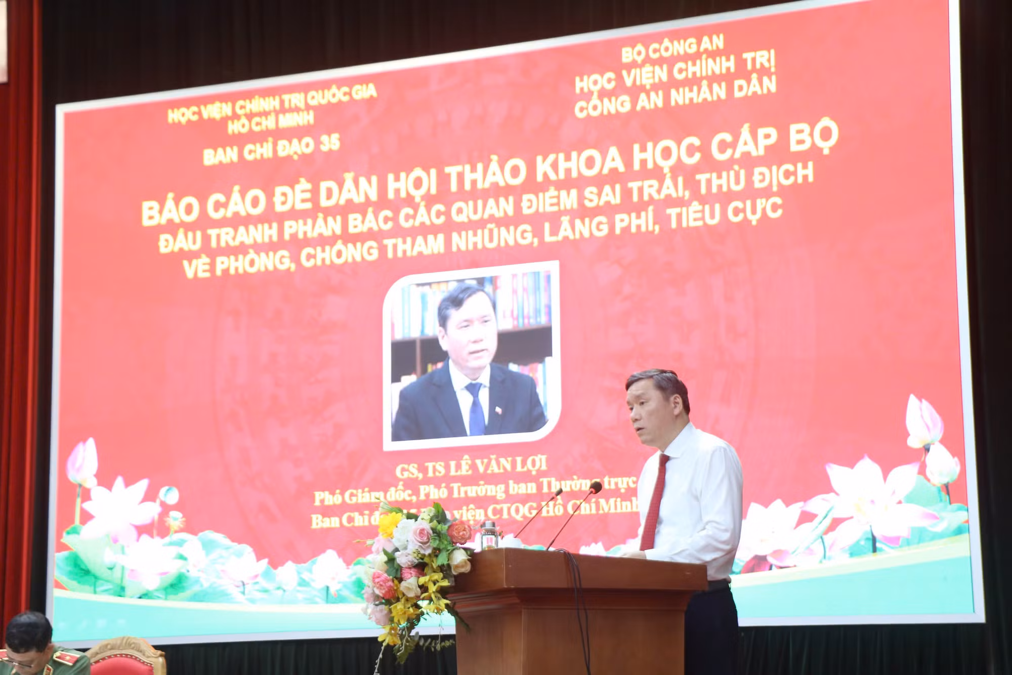 Phối hợp nhiều lực lượng trong đấu tranh phản bác các quan điểm sai trái về phòng, chống tham nhũng, tiêu cực, lãng phí -0