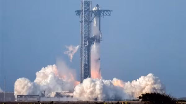 Tàu vũ trụ của SpaceX mất kiểm soát 30 phút sau khi được phóng