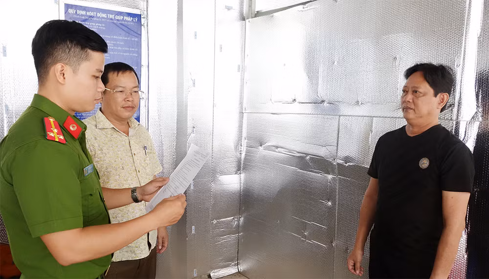 Khởi tố 63 đối tượng liên quan sới bạc tại Chợ Mới -1
