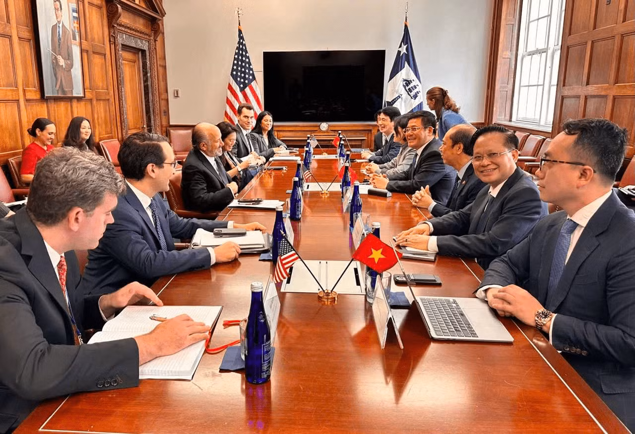 Bộ trưởng Nguyễn Hồng Diên làm việc với Bộ trưởng Thương mại Mỹ -1