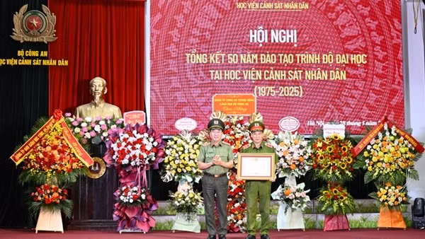 Phấn đấu đưa Học viện CSND trở thành cơ sở giáo dục trọng điểm quốc gia, uy tín tầm cỡ khu vực và quốc tế