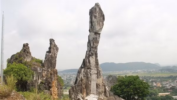 Tỉnh Thanh Hoá chi 17 tỷ đồng "cứu" Hòn Vọng Phu