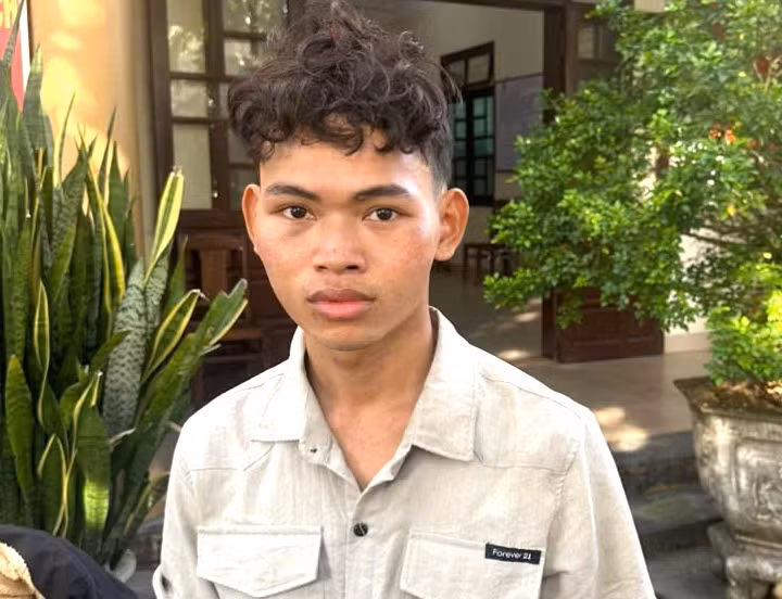 Chú đâm chết cậu khi đi thăm cháu mới sinh -0