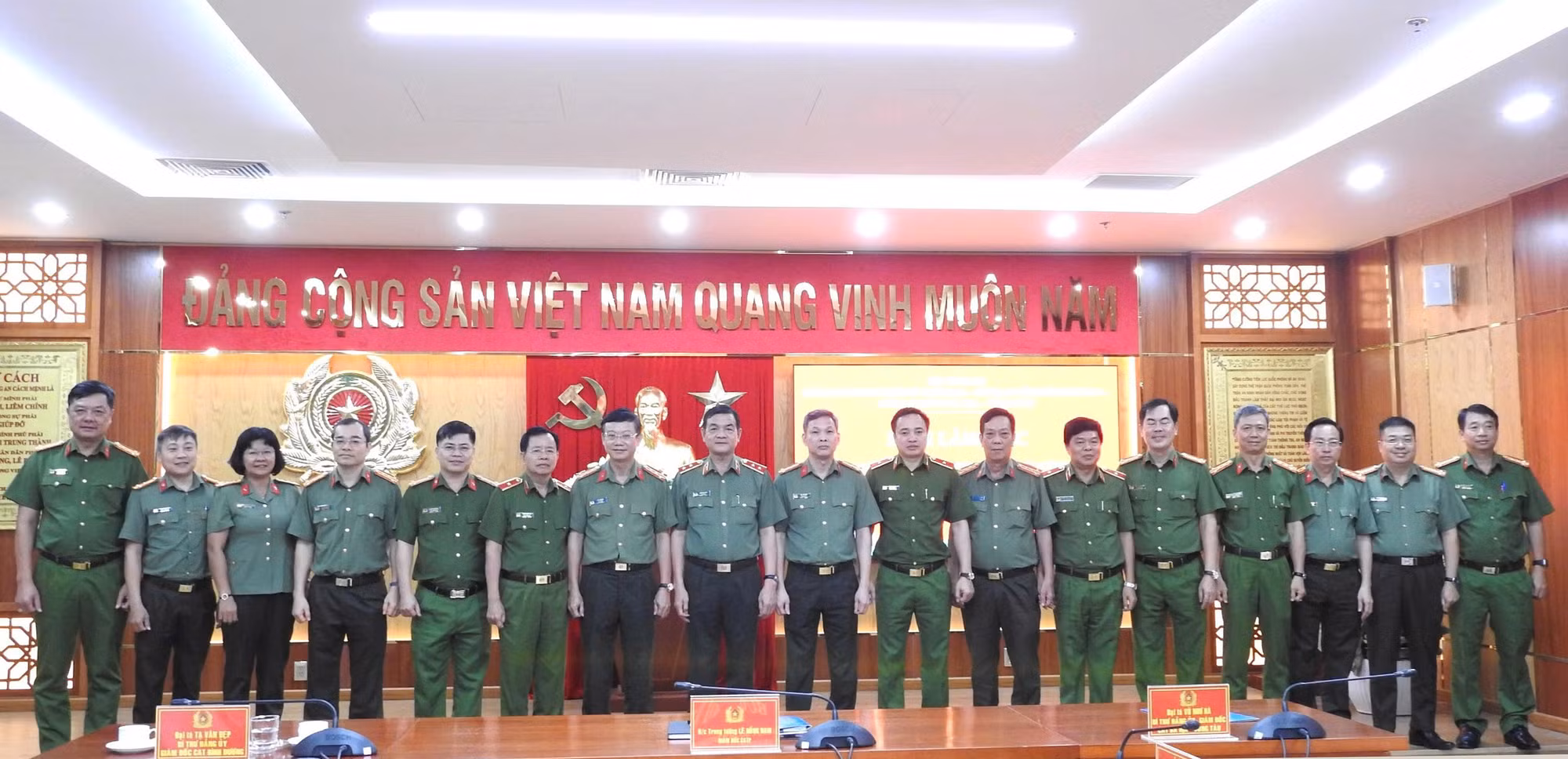 Công an TP Hồ Chí Minh cùng Công an 2 tỉnh chuẩn bị cho công tác sáp nhập -3