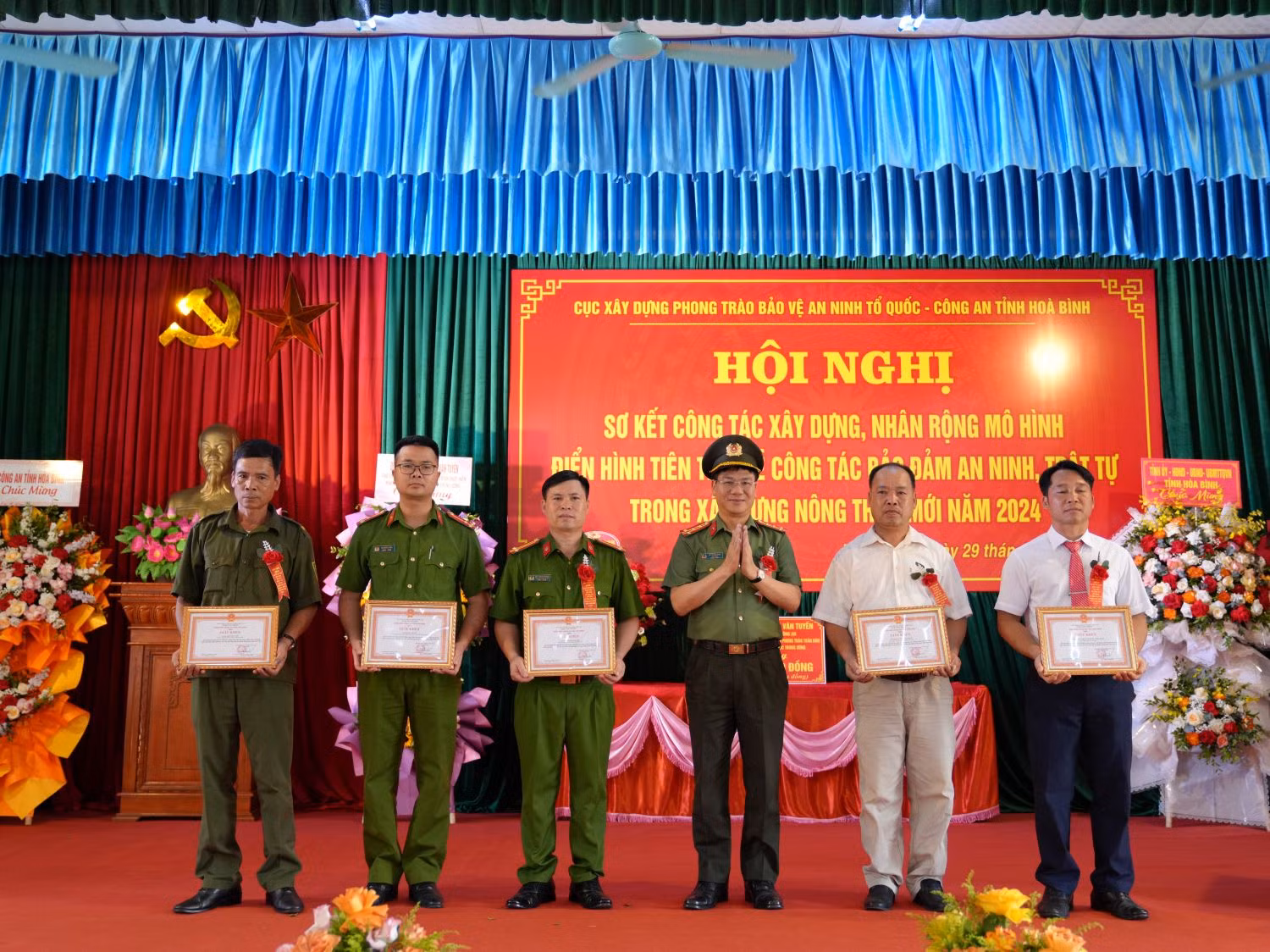 Góp phần thúc đẩy kinh tế nông thôn, đảm bảo an ninh, an toàn, cuộc sống bình yên của người dân -0