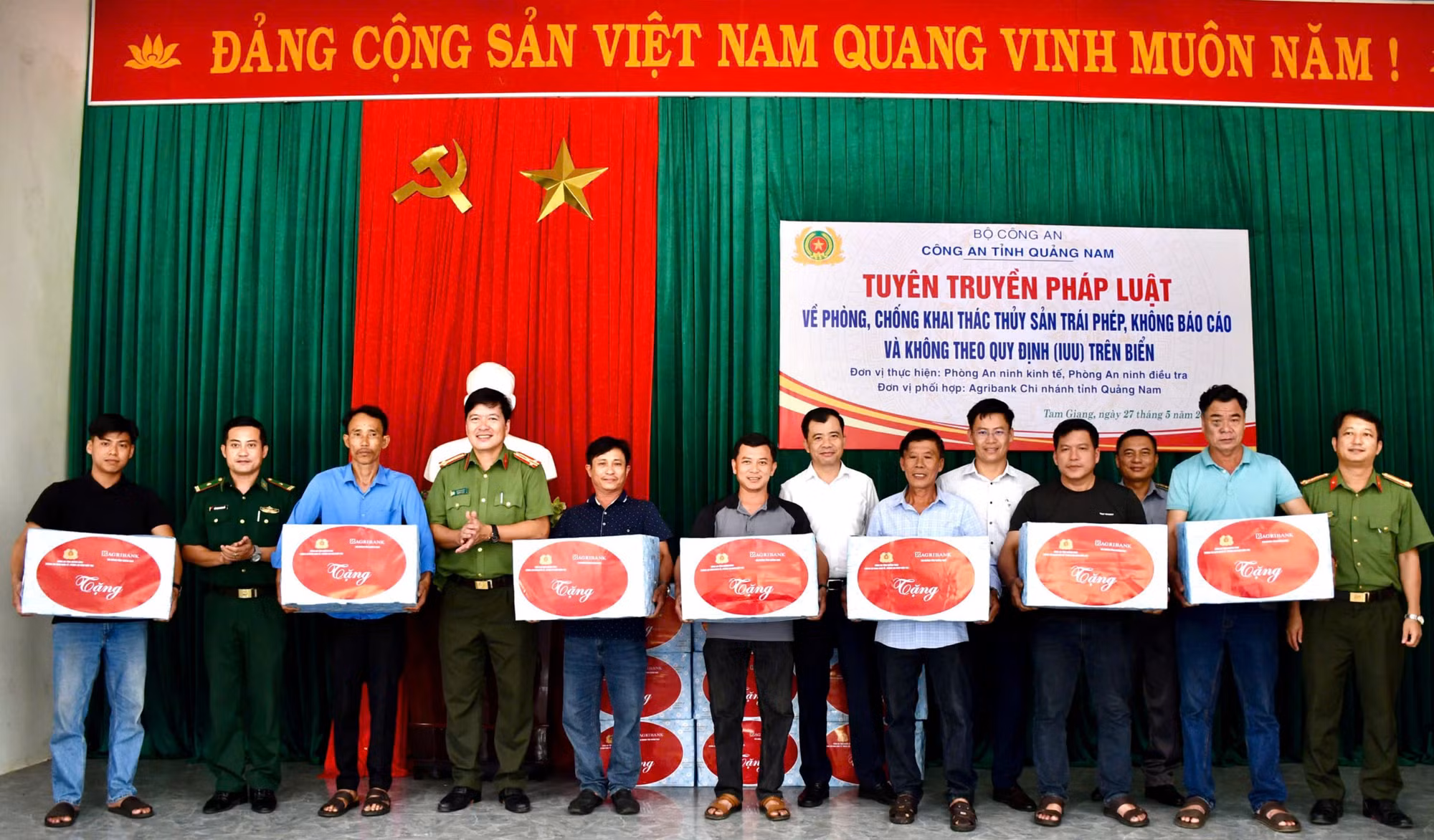 Công an Quảng Nam đẩy mạnh tuyên truyền chống khai thác IUU -0