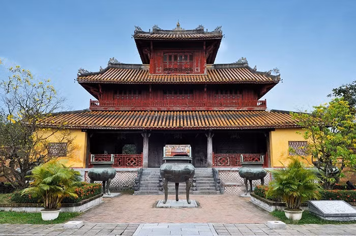 hien-lam-cac.jpg -1