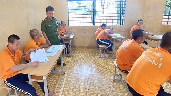 Trao cơ hội làm lại cuộc đời cho học viên cai nghiện ma túy