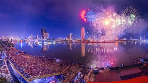 Sẵn sàng kỳ Lễ hội pháo hoa quốc tế với chủ đề “Đón kỷ nguyên mới”
