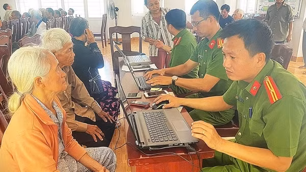 Ghi nhận ở huyện dẫn đầu Phú Yên tham gia góp ý sửa đổi Hiến pháp
