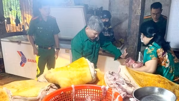 Thực phẩm bẩn, hàng giả “ẩn mình” trong đời sống thường nhật