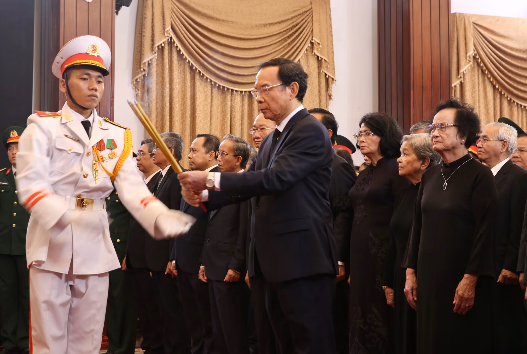 Lễ viếng nguyên Chủ tịch nước Trần Đức Lương tại TP Hồ Chí Minh