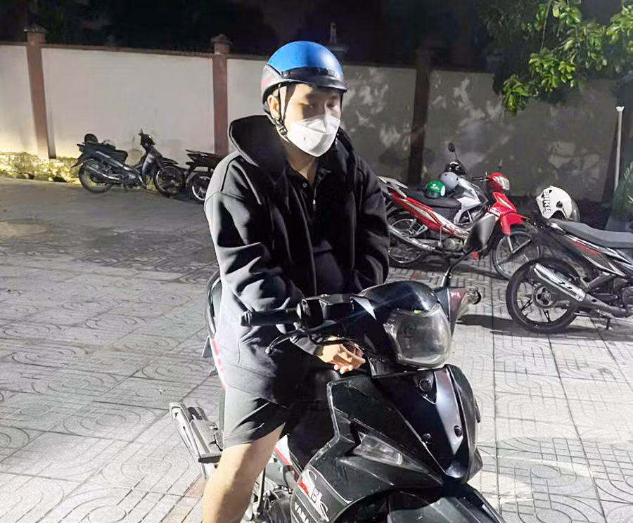 nu sinh.jpg -0