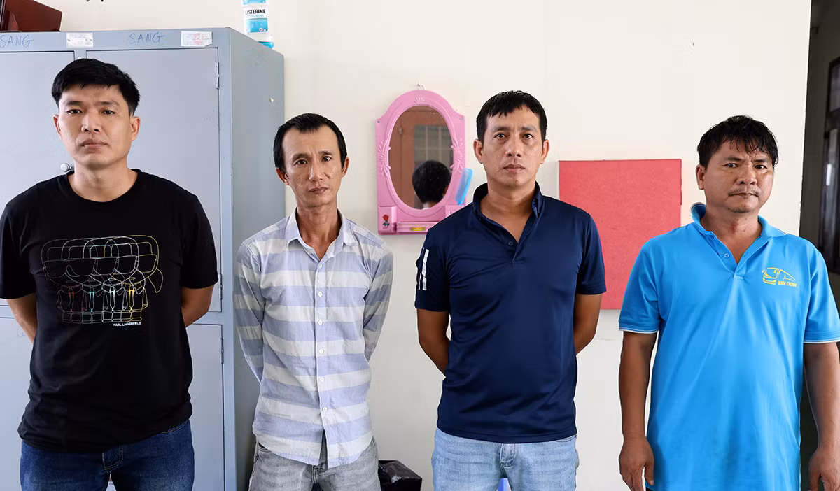 Khởi tố 63 đối tượng liên quan sới bạc tại Chợ Mới -0