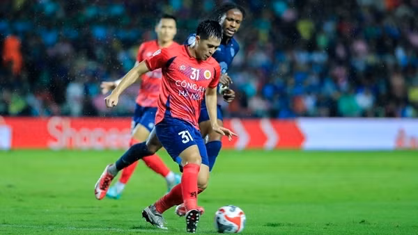 CLB Bóng đá Công an Hà Nội giành ngôi á quân tại Shopee Cup 2024/2025