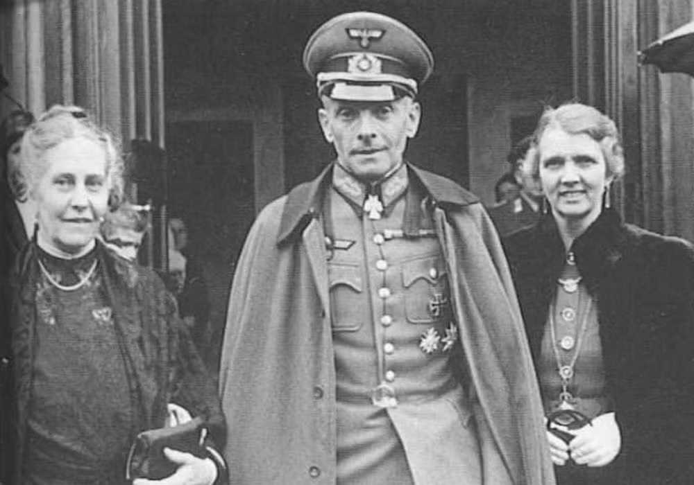 Vì sao âm mưu ám sát&nbsp;Hitler bị bại lộ? -0