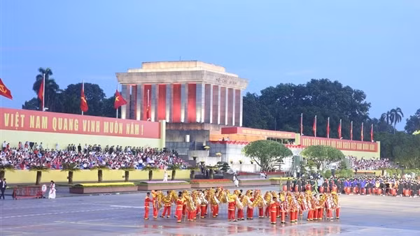 Hừng hực khí thế trước giờ tổng duyệt lễ diễu binh, diễu hành