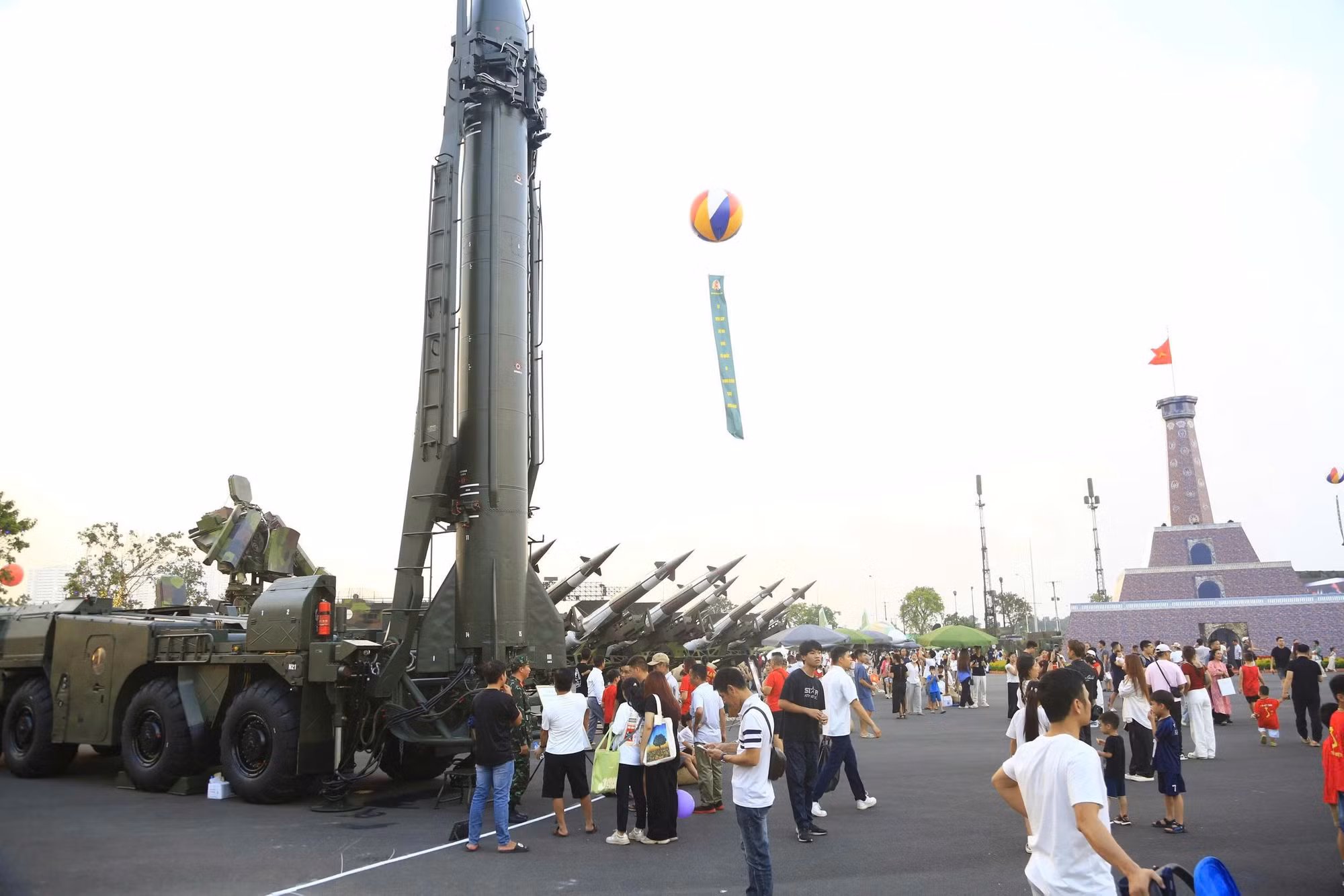 Triển lãm thành tựu đất nước “80 hành trình Độc lập – Tự do – Hạnh phúc” đón lượng khách kỷ lục -1