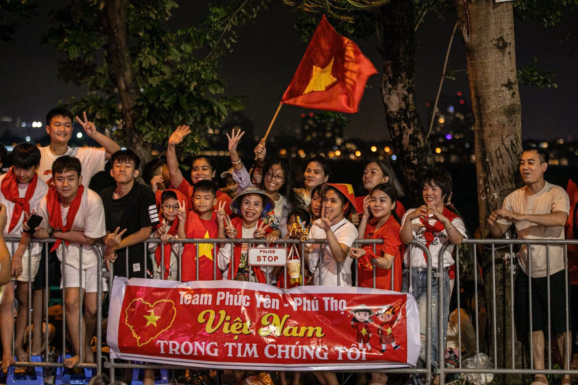 Muôn trái tim cùng 1 nhịp, thao thức cùng A80 -0