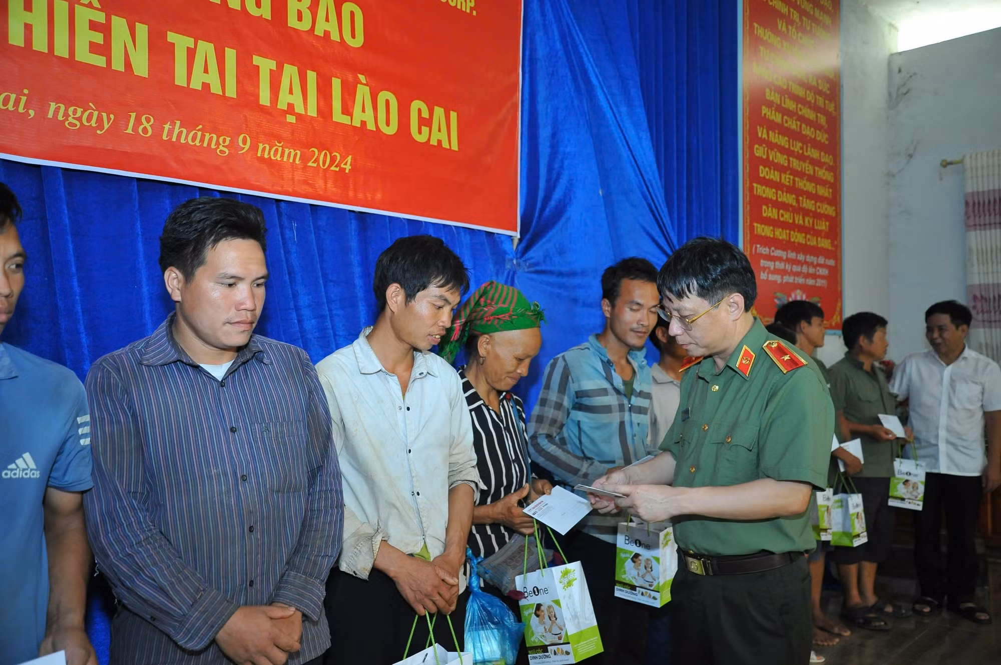 Những kết nối ân tình dành cho đồng bào vùng lũ Lào Cai -0