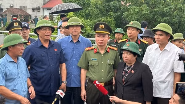 Thông tin về 8 nạn nhân mất tích và số điện thoại liên hệ thân nhân vụ sập cầu Phong Châu