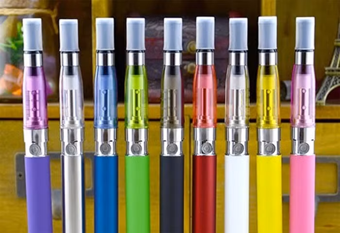 Cấm thuốc lá điện tử để bảo vệ thế hệ trẻ -0