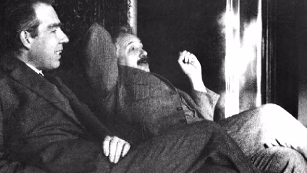 Niels Bohr - nhà khoa học từ chối hợp tác với Hitler