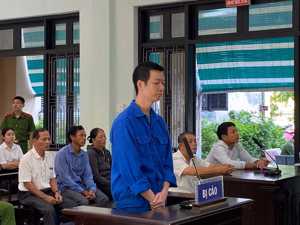 Lãnh án giết người sau va chạm giao thông -0