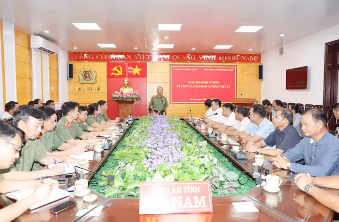 Công an Hà Nam trao đổi kinh nghiệm về công tác bảo đảm ANTT với&nbsp;Bộ Công an nước Cộng hòa Dân chủ Nhân dân Lào -0