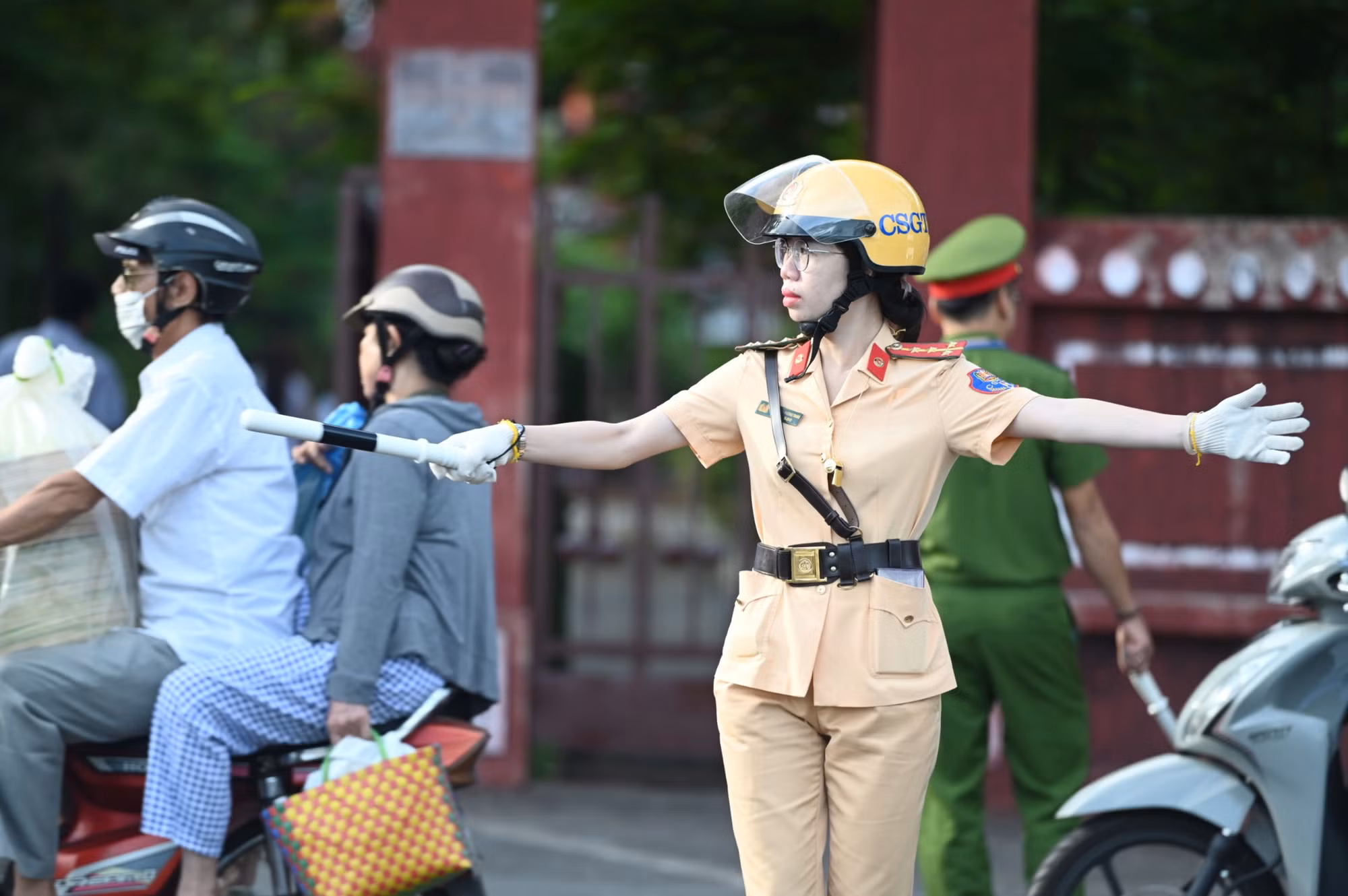 Đảm bảo an toàn giao thông cho học sinh ngay từ đầu năm học mới -0