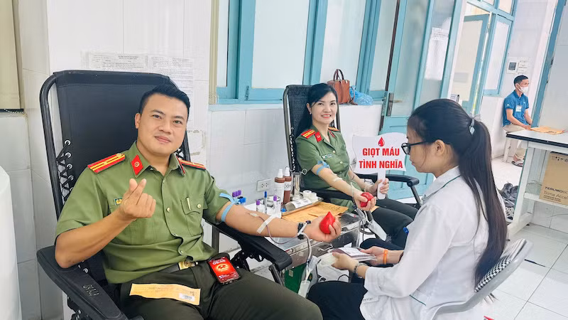 &nbsp;Kịp thời cấp cứu bệnh nhân qua cơn nguy kịch thôn Làng Nủ, Phúc Khánh, Bảo Yên, Lào Cai -3