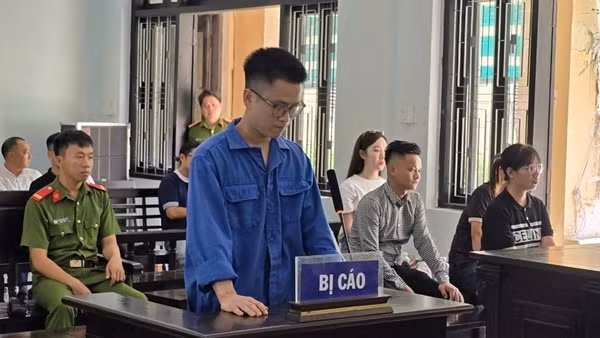 Bẫy lừa của cựu nhân viên ngân hàng