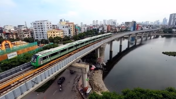 Lỗi kỹ thuật, tàu đường sắt đô thị Cát Linh - Hà Đông dừng đột ngột giữa đường