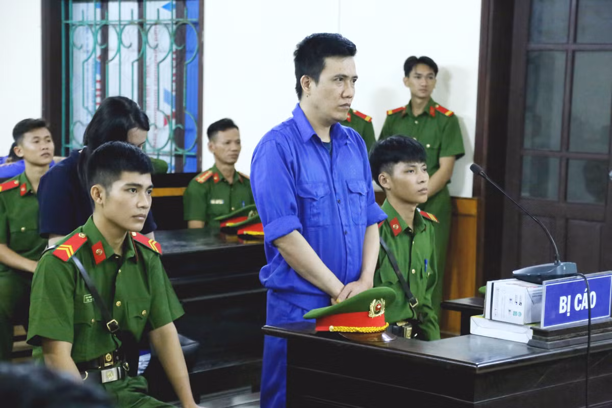 Nghe lời hứa hão sẽ được làm Phó Giám đốc, một phụ nữ bị lừa hơn 40 tỷ đồng -0