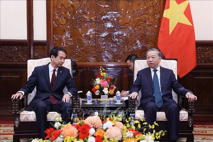 Tổng Bí thư, Chủ tịch nước Tô Lâm tiếp Đại sứ Trung Quốc -0
