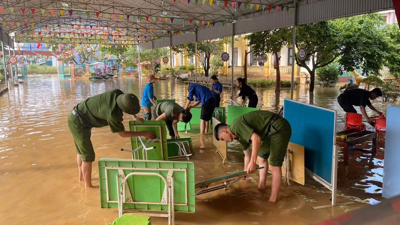 công an huyện hạ 1.jpg -0