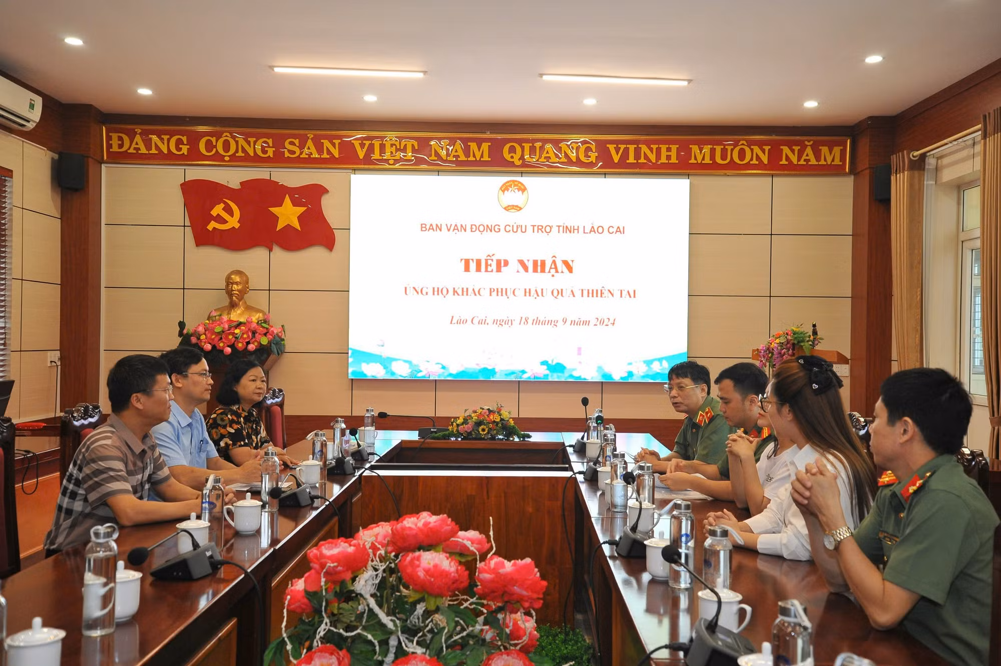 Những kết nối ân tình dành cho đồng bào vùng lũ Lào Cai -0