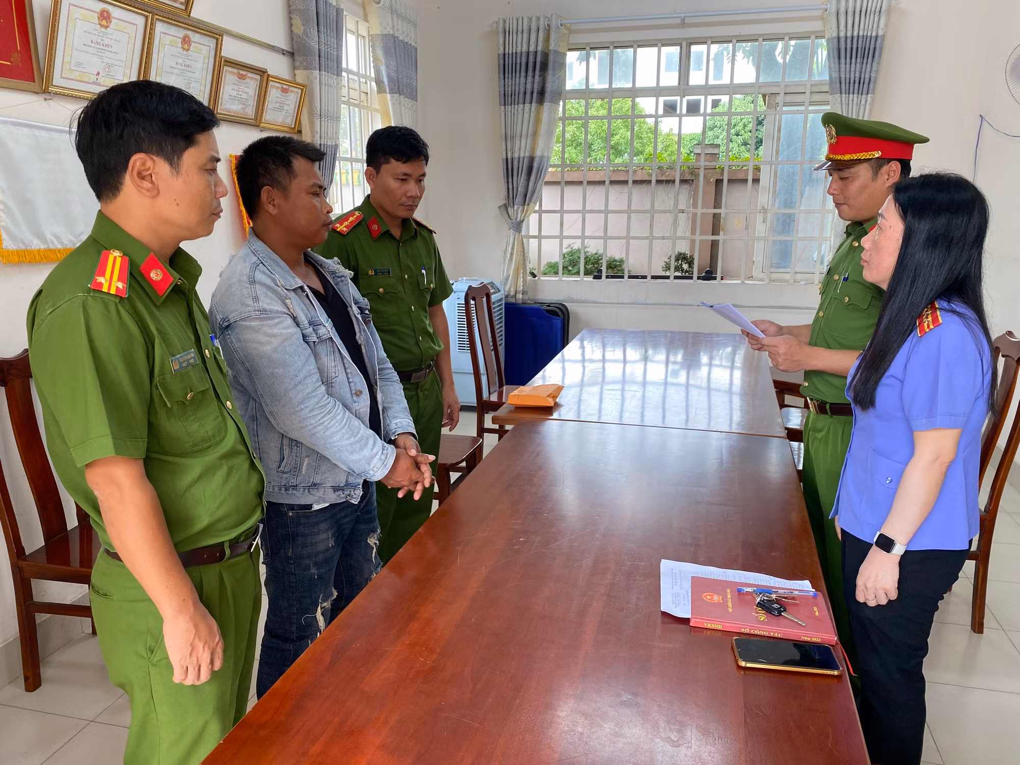 Bắt tạm giam các đối tượng trong vụ các tàu cá tháo thiết bị giám sát hành trình -0
