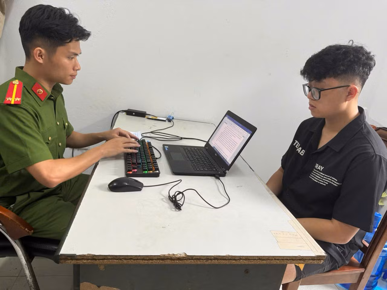 Chân dung đối tượng manh động đánh tài xế taxi để cướp tài sản -0
