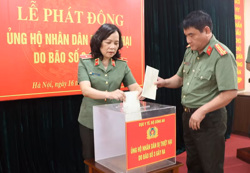 Chung tay cùng cả nước ủng hộ đồng bào bị thiệt hại do bão số 3 -0