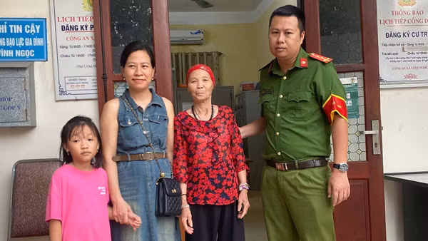 Ấm lòng dân trong những ngày mưa lũ