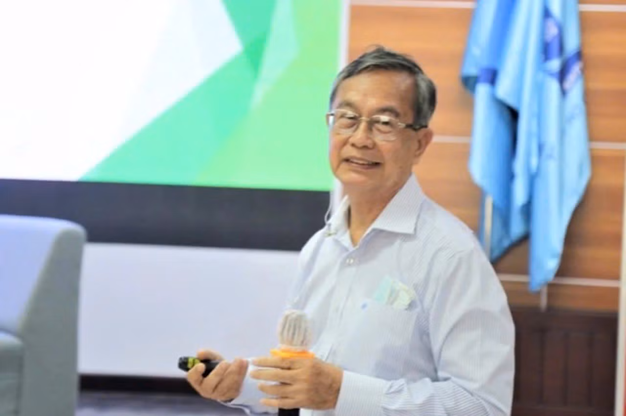 Ấm áp hai tiếng “đồng bào” -0