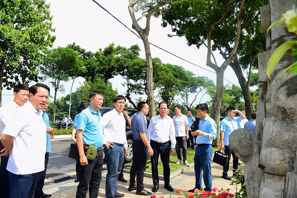 Góp phần đảm bảo tuyệt đối an ninh, an toàn chuyến thăm Việt Nam của Tổng thống Hoa Kỳ -0