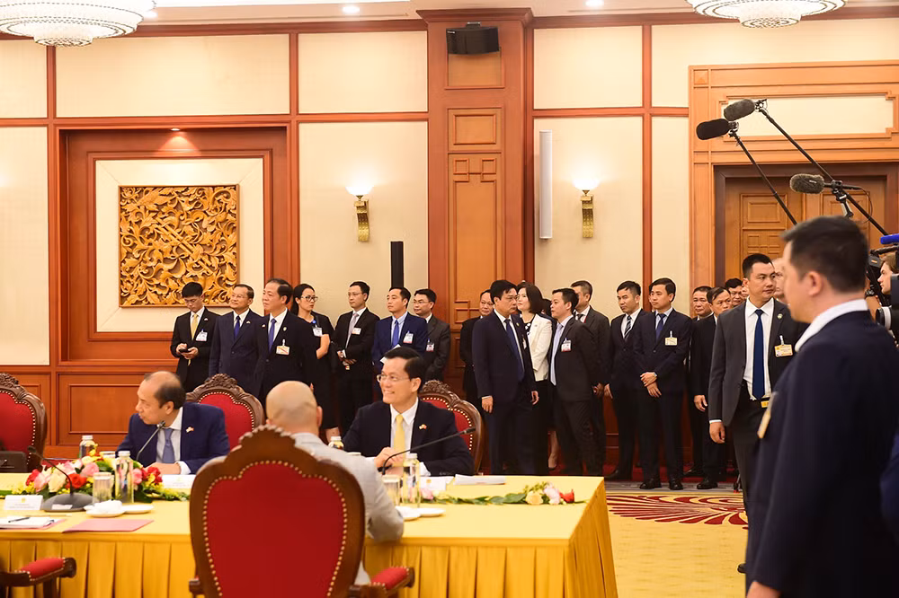 Góp phần đảm bảo tuyệt đối an ninh, an toàn chuyến thăm Việt Nam của Tổng thống Hoa Kỳ -0